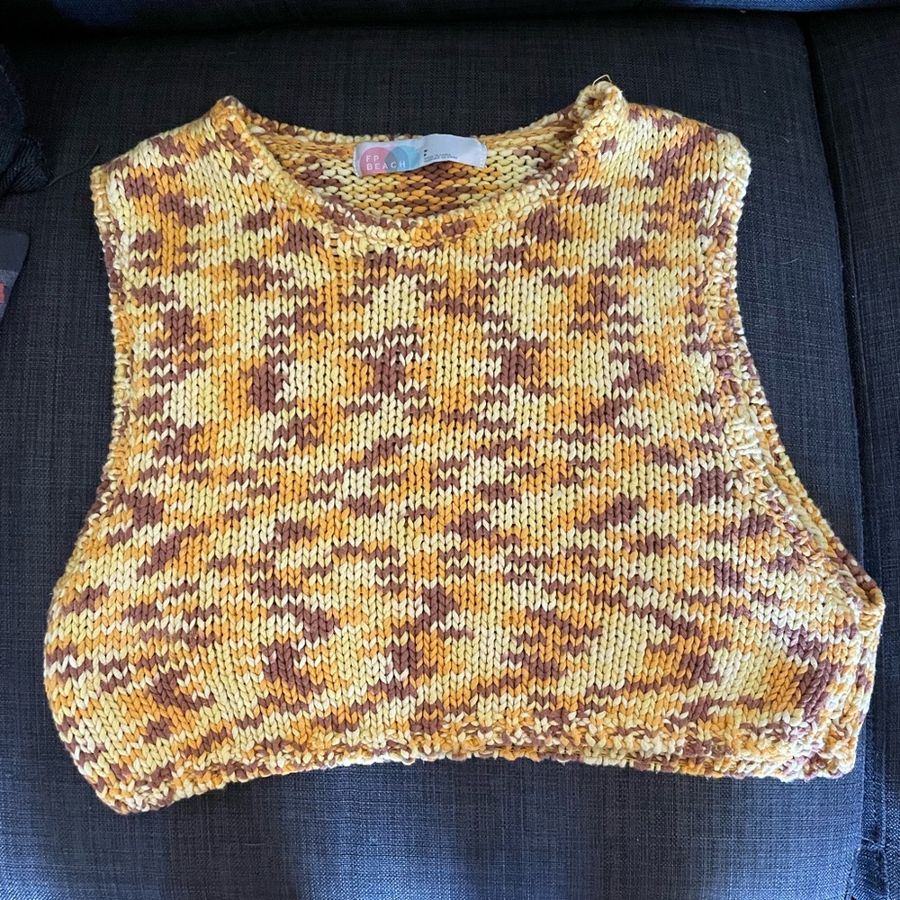 Free People Beach knit Yellow and Brown Knit Crop sweater Size S
